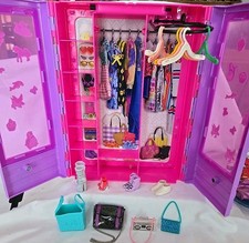 Barbie Ultimate Closet Playset