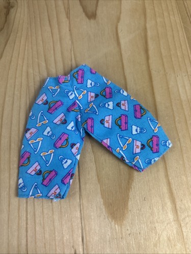 Barbie bambola pantaloncino