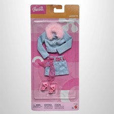 Barbie 2003 Weekend Style