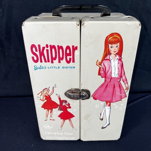 Skipper barbie little sister - skipper,