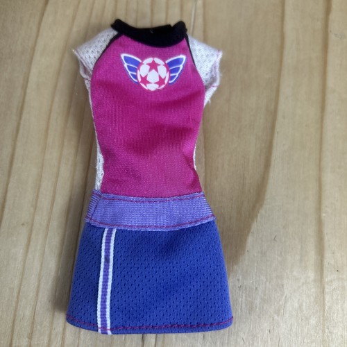 Barbie bambola calcio uniforme